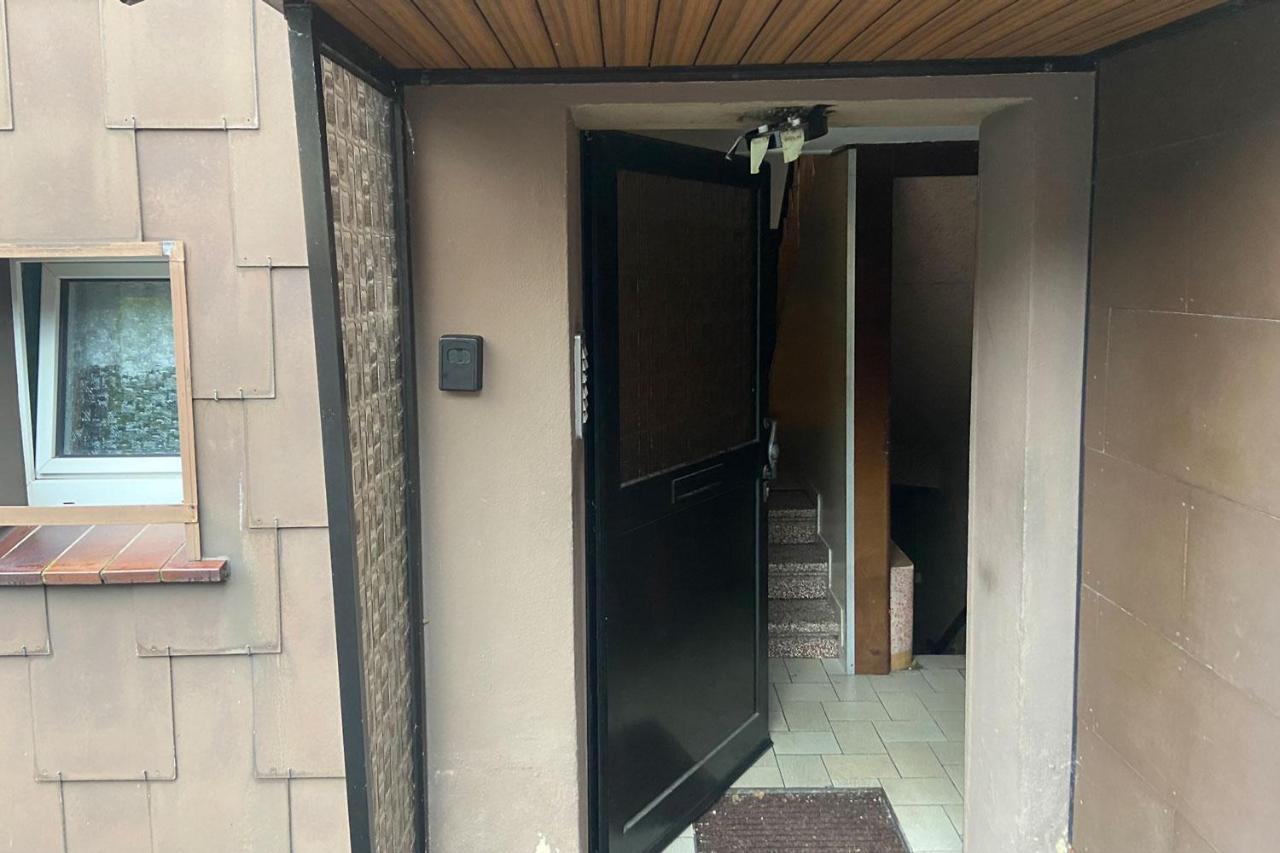 Cozy Apartment In Oberhausen Oberhausen  Dış mekan fotoğraf