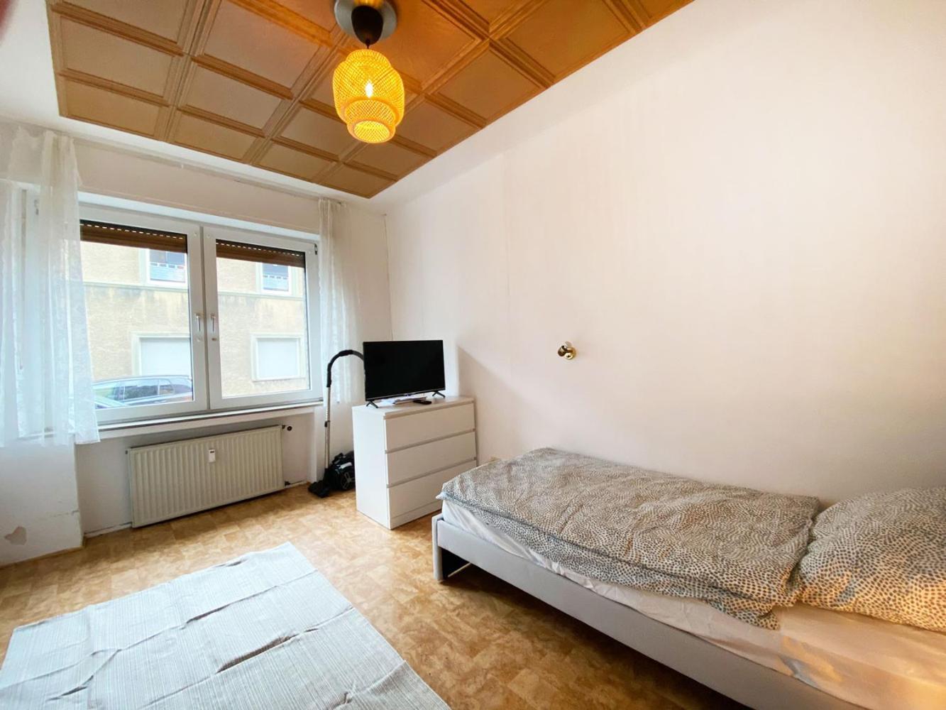 Cozy Apartment In Oberhausen Oberhausen  Dış mekan fotoğraf